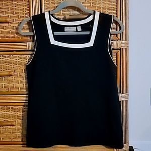 XL Croft & Barrow, Black & White Sleeveless Square Neckline,  U-neck